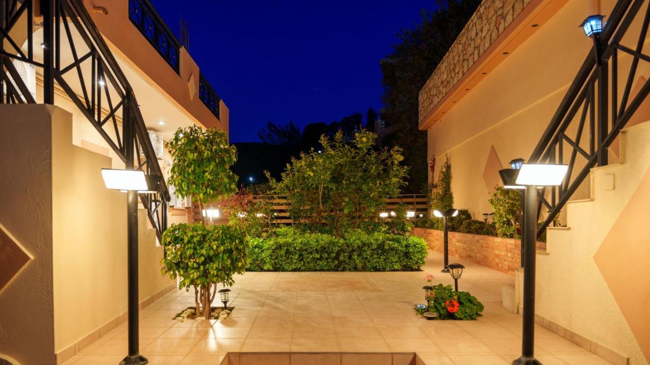 Fnk Apartments With Sea View Agia Pelagia Екстериор снимка