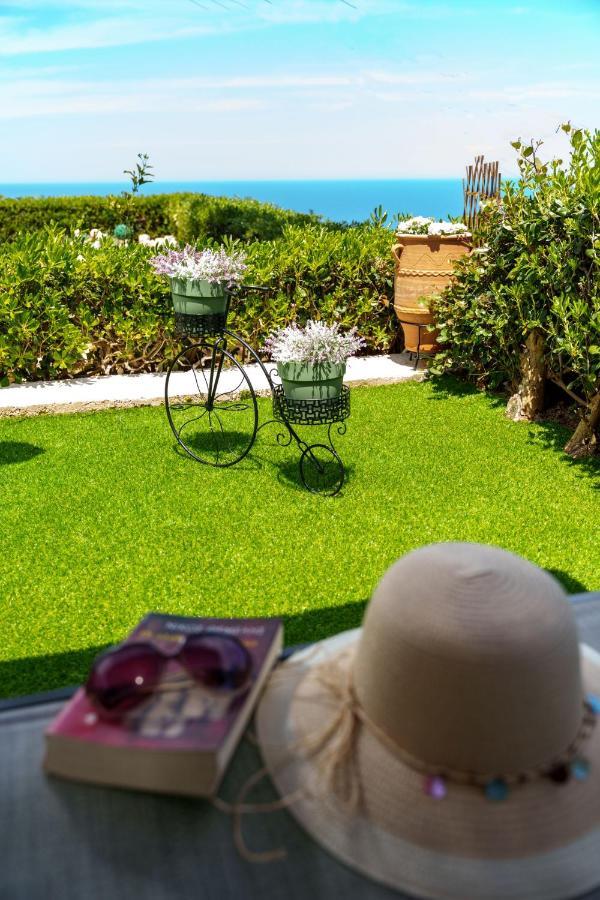 Fnk Apartments With Sea View Agia Pelagia Екстериор снимка