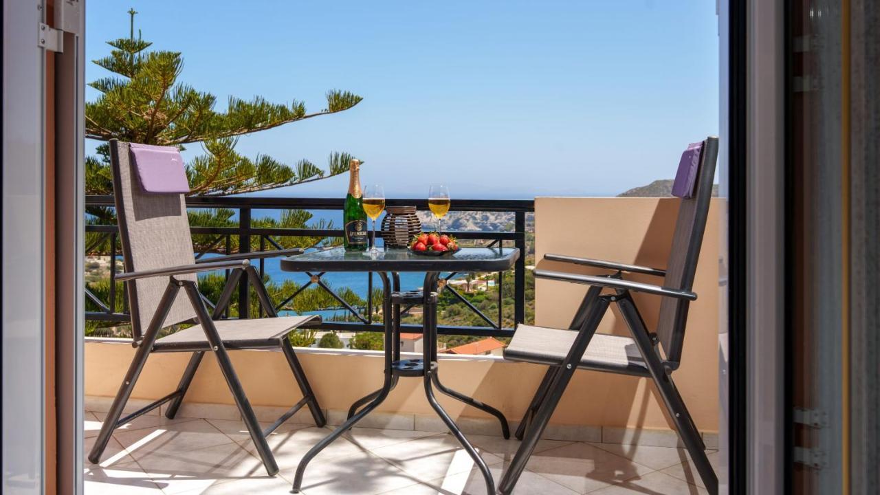 Fnk Apartments With Sea View Agia Pelagia Екстериор снимка