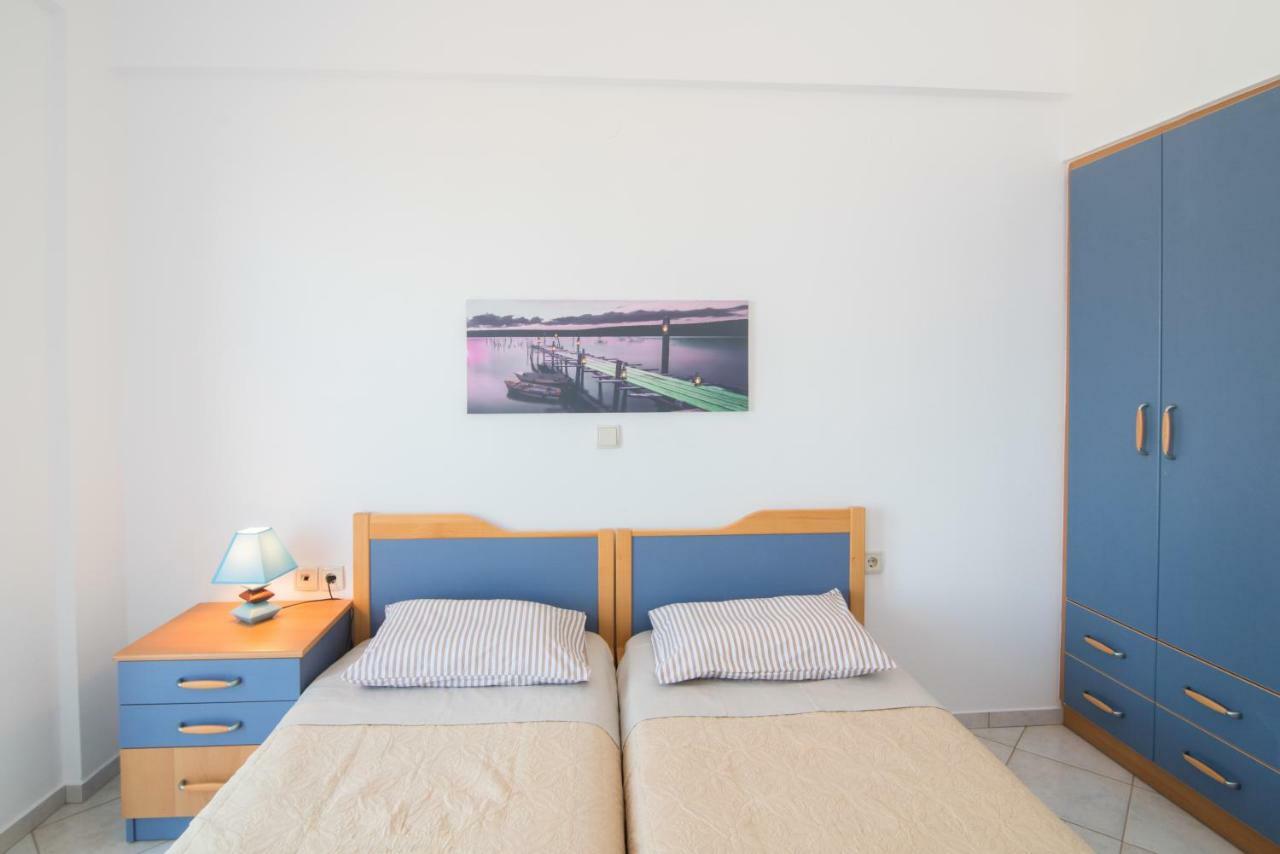 Fnk Apartments With Sea View Agia Pelagia Екстериор снимка